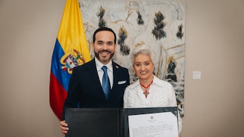 Abelardo de la Espriella posesionó a Ilva Myriam Hoyos como ministra de Educación: “Una enorme responsabilidad”