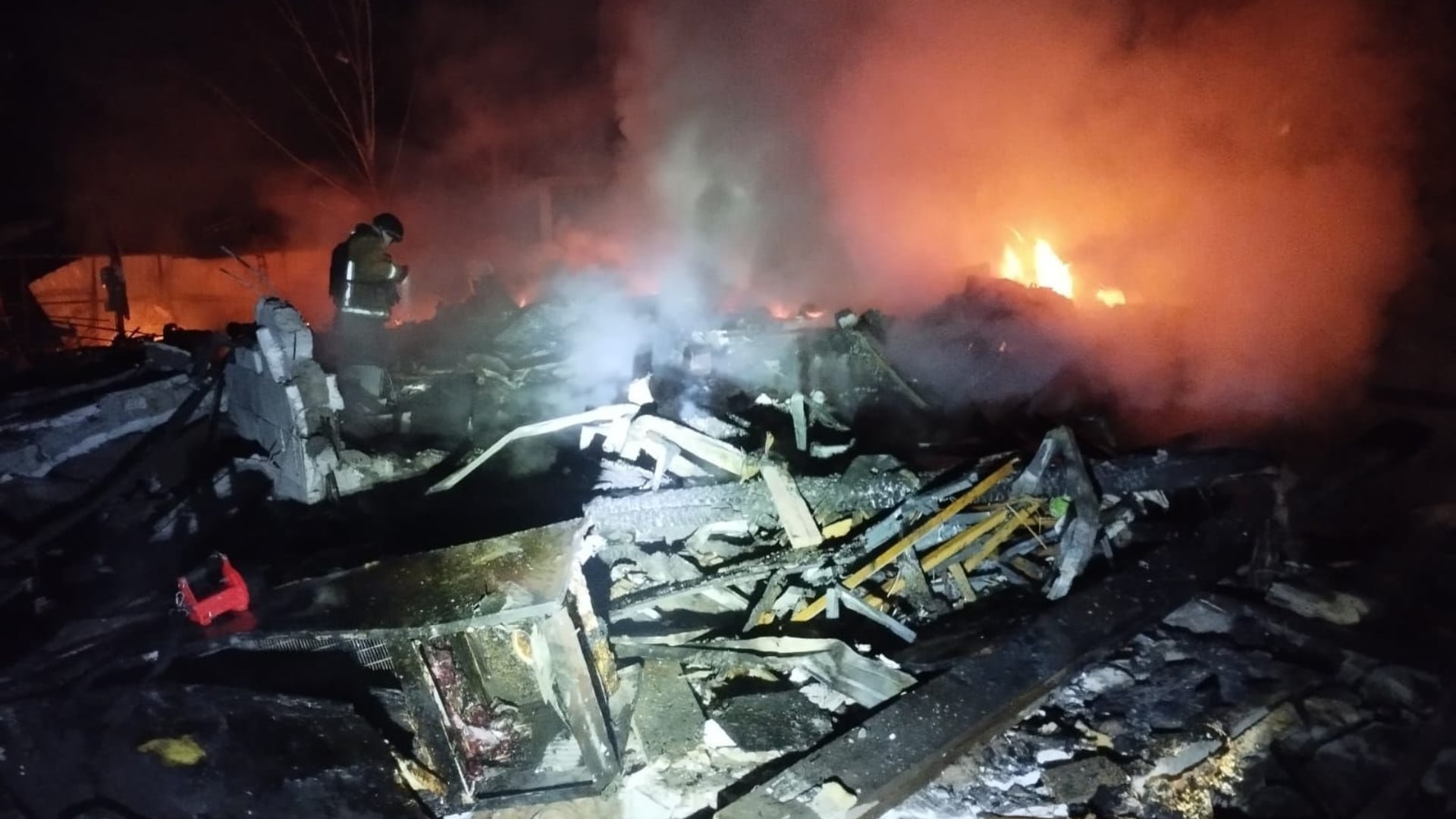 El conflicto armado en Ucrania suma nuevas víctimas tras ataques nocturnos (Servicio Estatal de Emergencias de Ucrania)