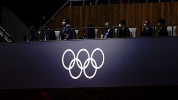 Francia espera a unos 120