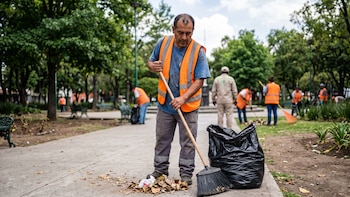 Buscan castigar con trabajo comunitario la falta de pensión alimentaria en CDMX