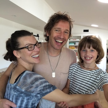 Ever Anderson busca construir una trayectoria actoral propia para evitar que la reconozcan solo como la hija de Milla Jovovich y Paul W. S. Anderson (@everanderson/Instagram)