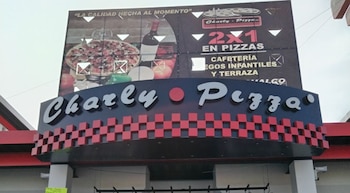 Charly Pizza domina el mercado