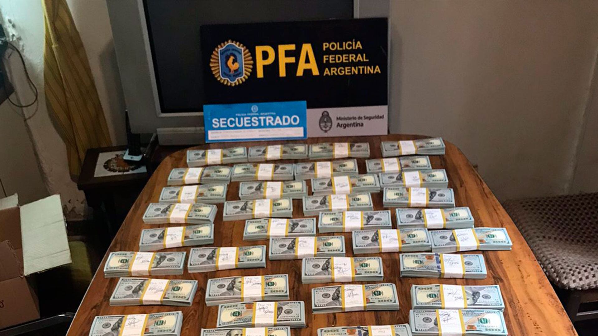 El medio millón de dólares incautado al padre de Yrimia en 2022