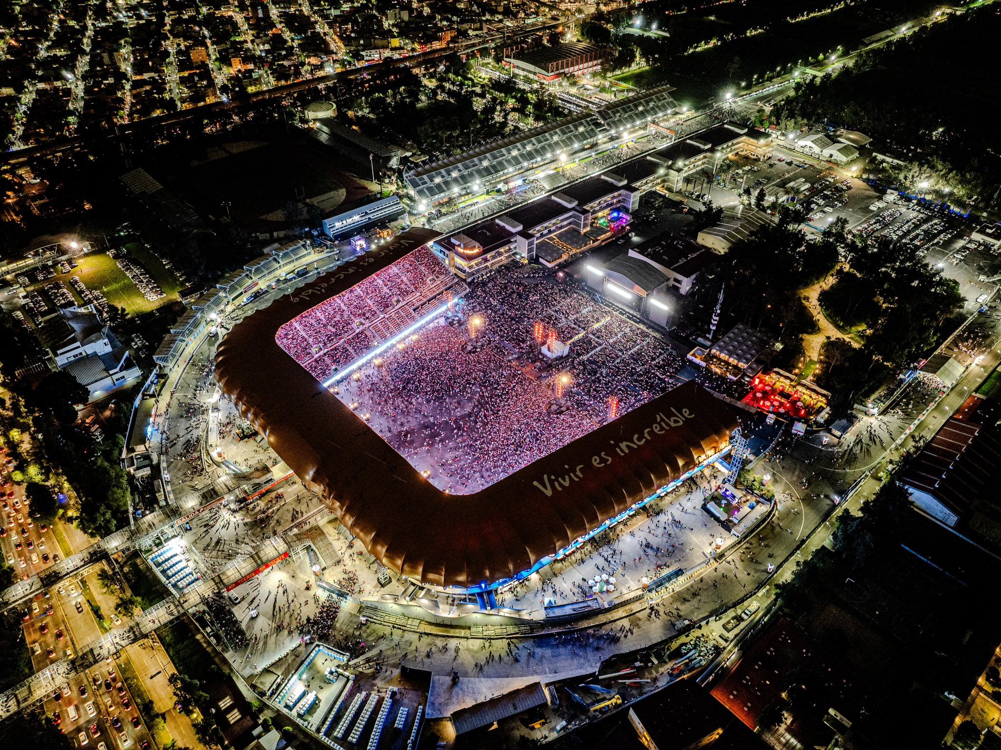 (X/@EstadioGNP)