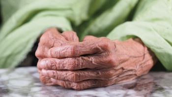 Galicia quiere crear un fichero pionero de las personas centenarias para comprender cómo viven y “afrontar los retos de la longevidad”