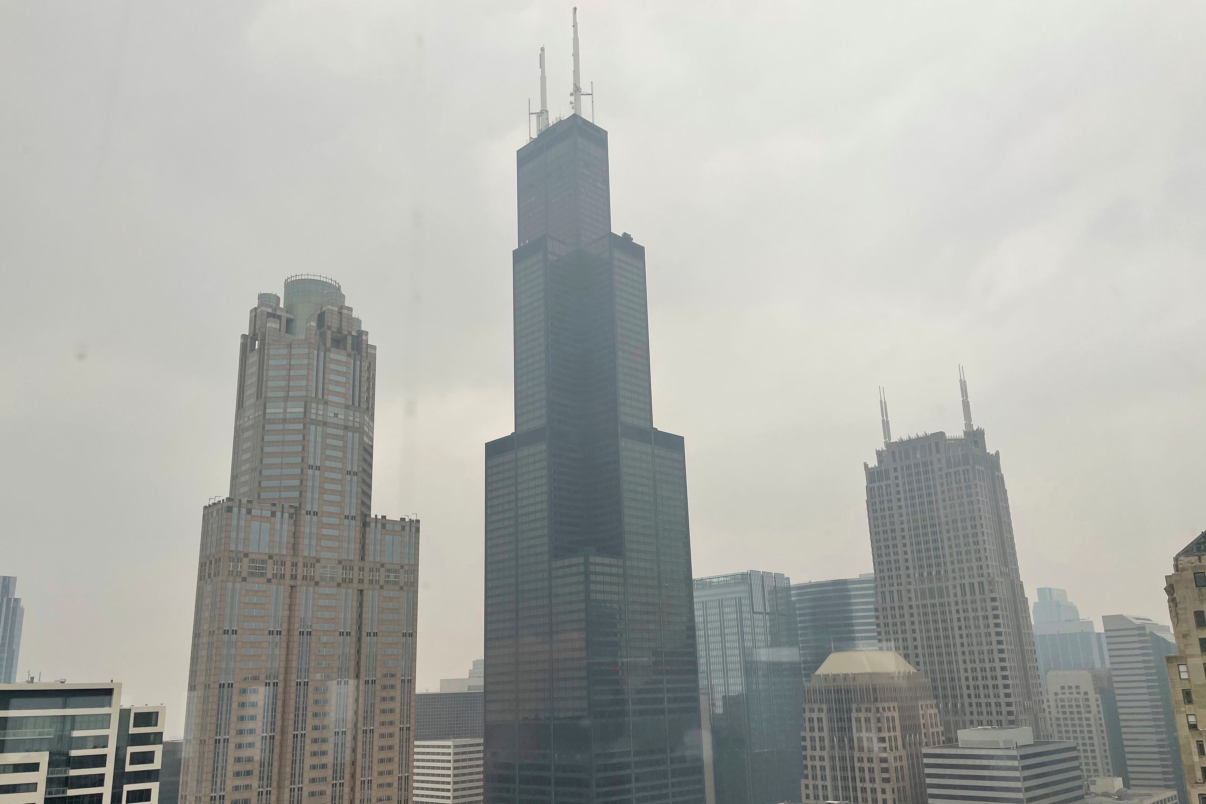 Chicago registró la peor calidad del aire del mundo debido a partículas PM2.5. (Foto AP/Claire Savage, Archivo)