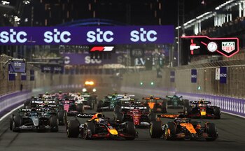 Oscar Piastri doblegó a Max