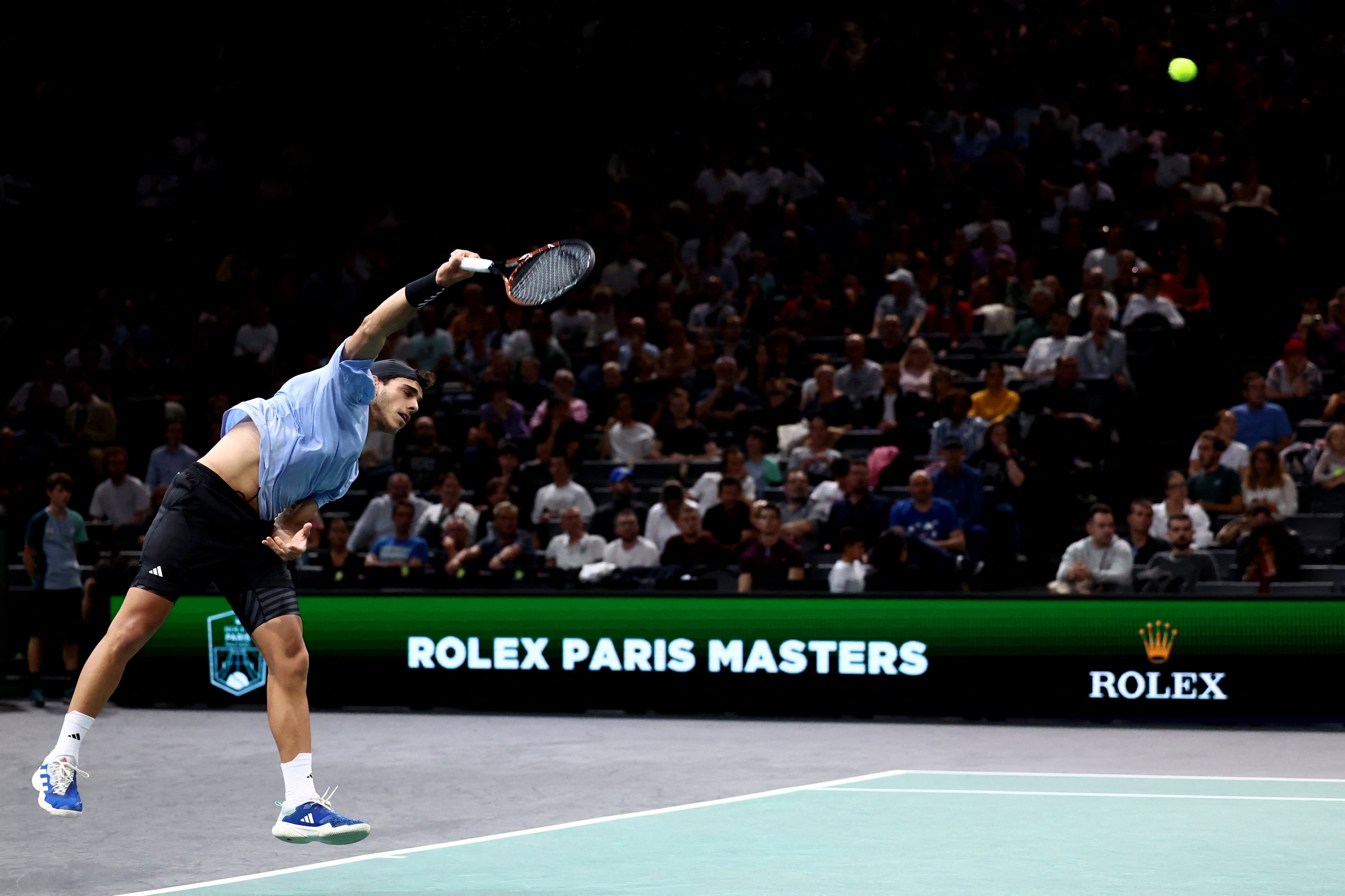 Francisco Cerúndolo en el Masters 1000 de París (Crédito: REUTERS/Stephanie Lecocq)