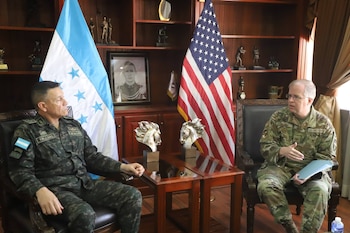 El Comando Sur de Estados Unidos mantiene coordinación con las autoridades hondureñas. (FOTO: Proceso Digital)