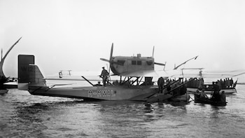 Centenario de Plus Ultra, el