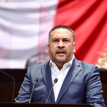 Ricardo Flores Suárez fue un