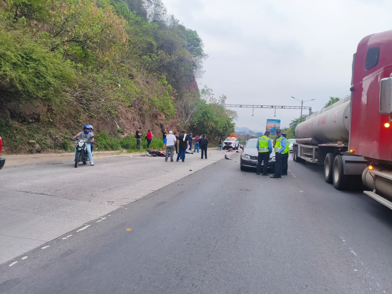 Nueva estrategia vial busca reducir accidentes con controles a conductores y transporte pesado en Honduras