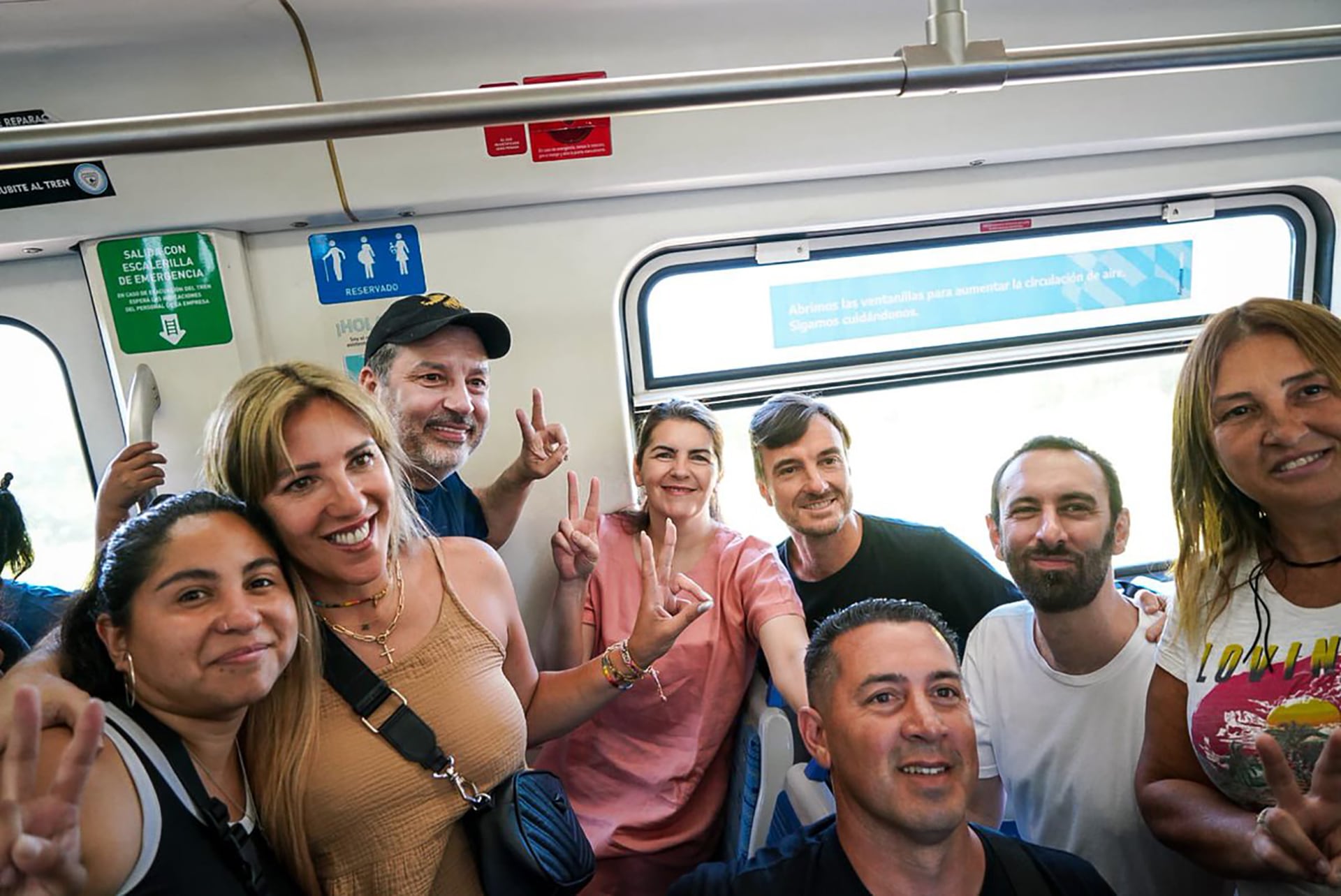 Gustavo Menéndez (Merlo) y Mariel Fernández (Moreno). En sus distritos, los Concejos Deliberantes se pronunciaron por las medidas que dipsuso Nación sobre el INTA
