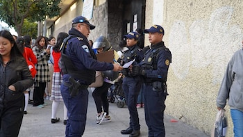 Los ministros de Gobernación y Educación llaman a evitar la difusión de retos virales peligrosos en Guatemala