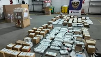 Incautan celulares valorizados en más de S/700 mil importados ilegalmente desde EE.UU.