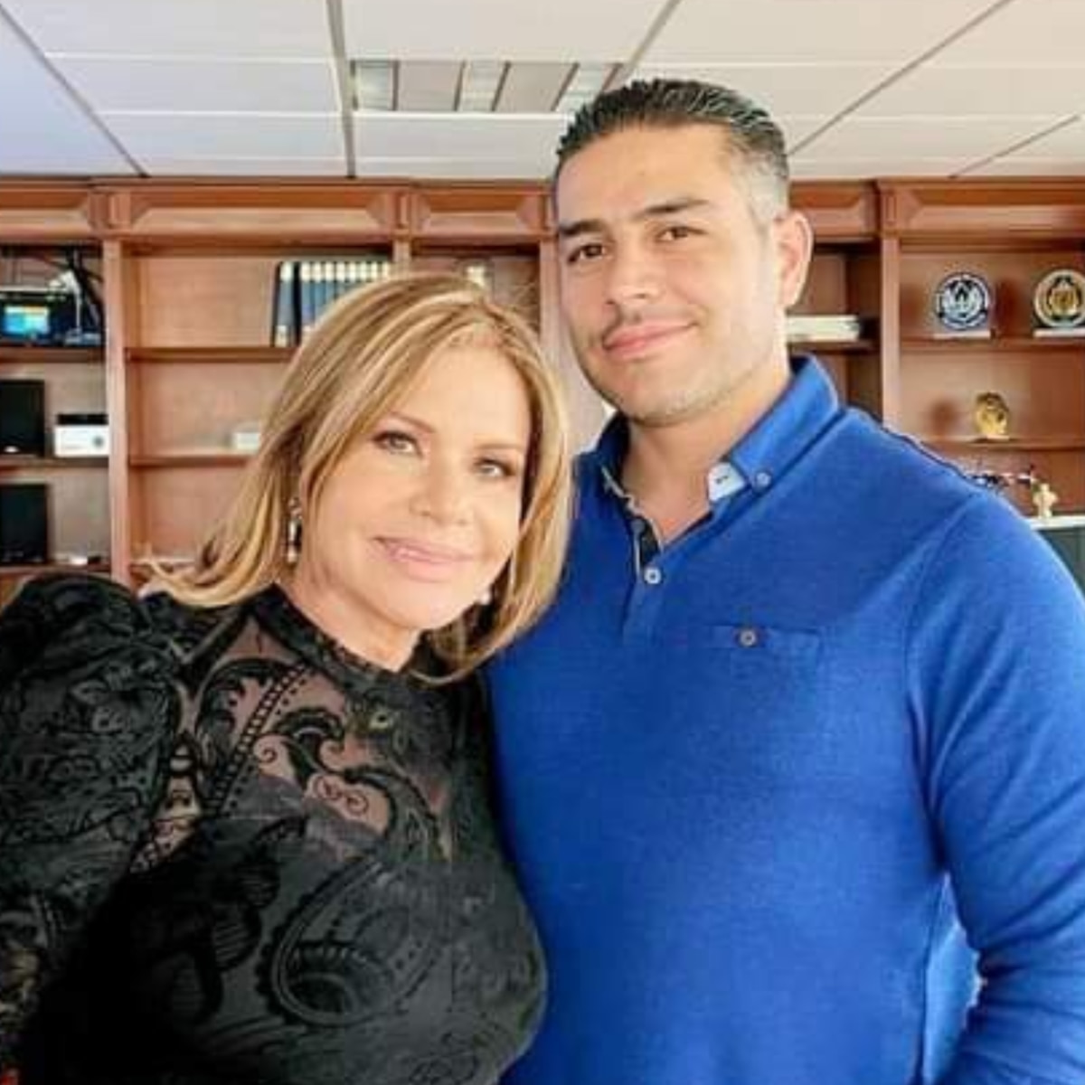 Olvídense”; María Sorté no quiere que su hijo, Omar García Harfuch, sea catalogado como 'el más guapo de México' - Infobae