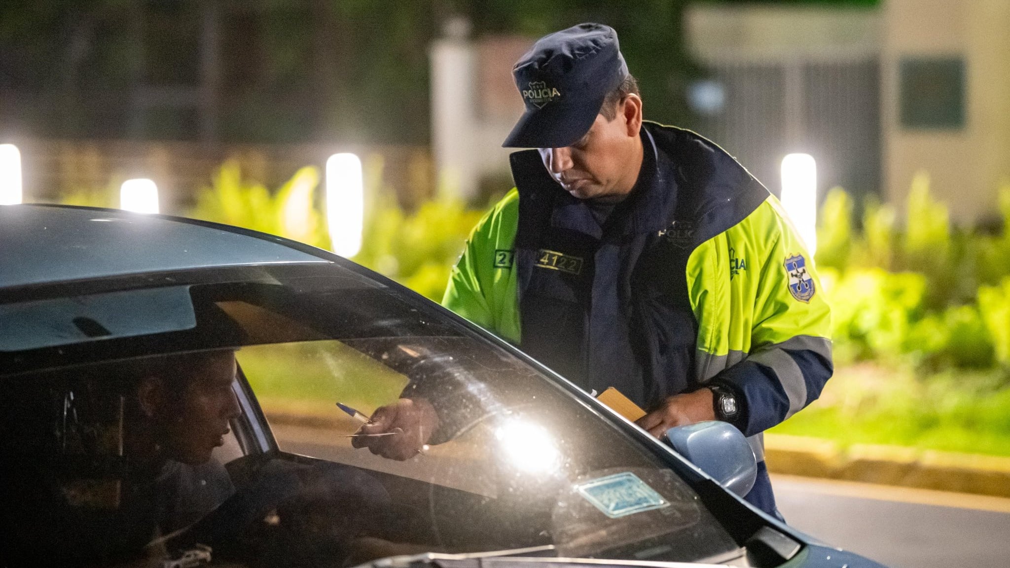El Salvador registra entre 55 y 60 siniestros viales diarios con un saldo de hasta seis personas fallecidas por jornada; debido a ello, las autoridades mantienen controles en las carreteras. /(VMT)