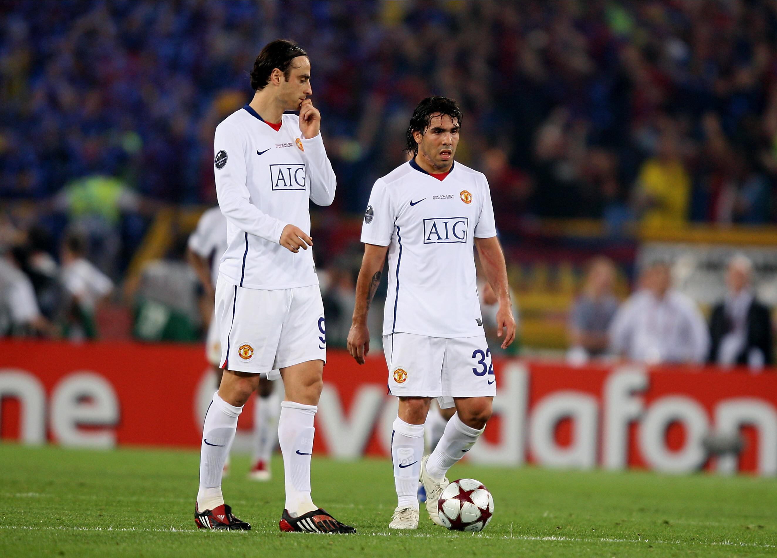 La adaptación de Berbatov a la Premier League incluyó desafíos como el robo de su coche y la barrera del idioma en Londres (Allstar Picture Library Ltd)