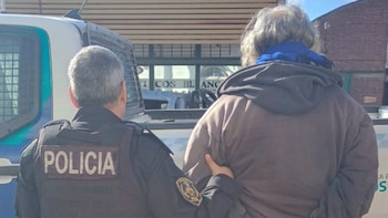 Detuvieron a un hombre de 61 años por comprar con una tarjeta robada en Bahía Blanca