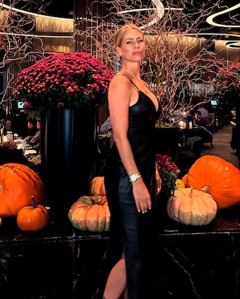 Nicole Neumann recibiendo su cumpleaños