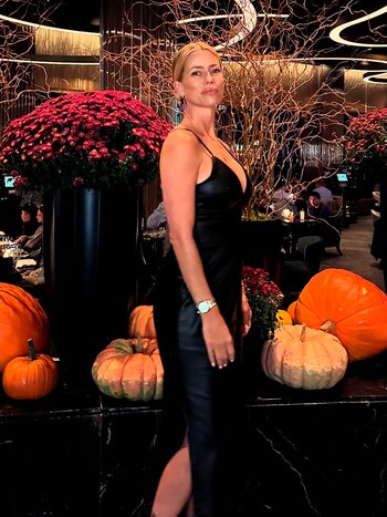 Nicole Neumann recibiendo su cumpleaños en New York