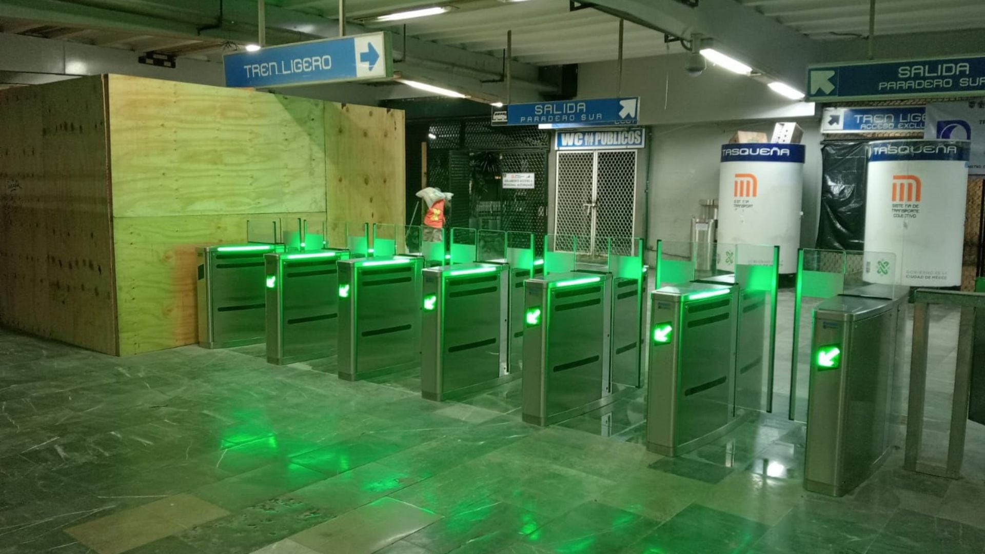Así lucen los nuevos torniquetes de la Línea 2 del Metro CDMX (X/ @AdrianRubalcava)