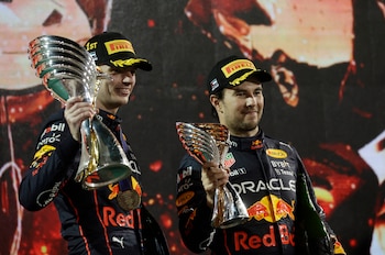 Cuánto pagará Red Bull por las victorias de Checo Pérez y Max Verstappen que consiguieron en 2022 (REUTERS/Leonhard Foeger)