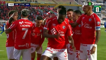 Golazo de Kevin Becerra con potente cabezazo para 1-0 en Cienciano vs Juventud por Copa Sudamericana 2026