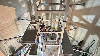 La estructura del elevador va