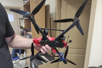 Ucrania innova en drones kamikaze