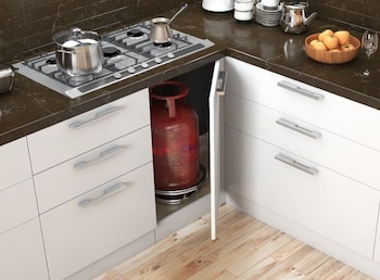 Antes de salir de casa, Osinergmin recomienda revisar que la cocina esté apagada y que el regulador del balón de gas se encuentre cerrado para prevenir fugas.