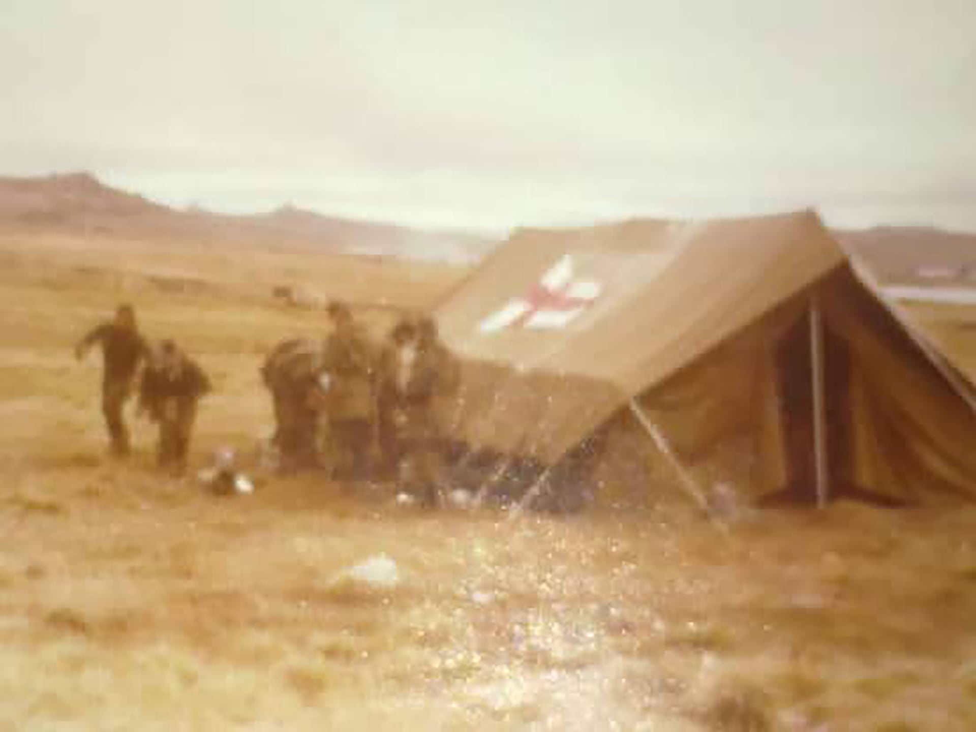 El puesto de sanidad que ocupaba Galarza con los camilleros del BIM 5 (Lucio Galarza)