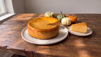Tarta de queso y calabaza: una receta otoñal para cerrar tus comidas y reuniones familiares con un toque dulce