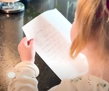 Los padres de Isla, al