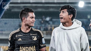 Mackalister Silva, jugador de Millonarios, confesó que sueña con compartir cancha con su hijo Matías y habló sobre su retiro