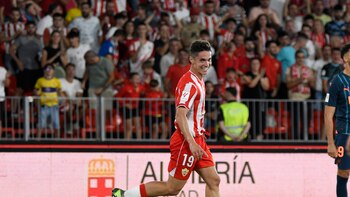 Arribas, el ‘mirlo’ convertido en