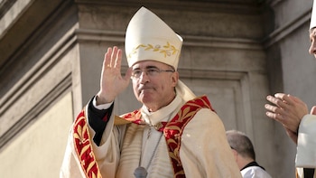 El cardenal y arzobispo de