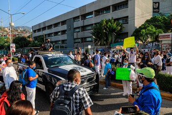 En la versión discordante con