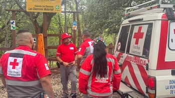 El Área de Conservación Guanacaste aclaró que el incidente no ocurrió dentro del Parque Nacional Rincón de la Vieja ni en el Sector Pailas. (Cortesía: Cruz Roja Costarricense)