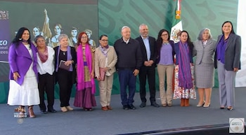 Día de la Mujer, gabinete