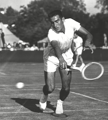 Alex Olmedo, tenista de origen