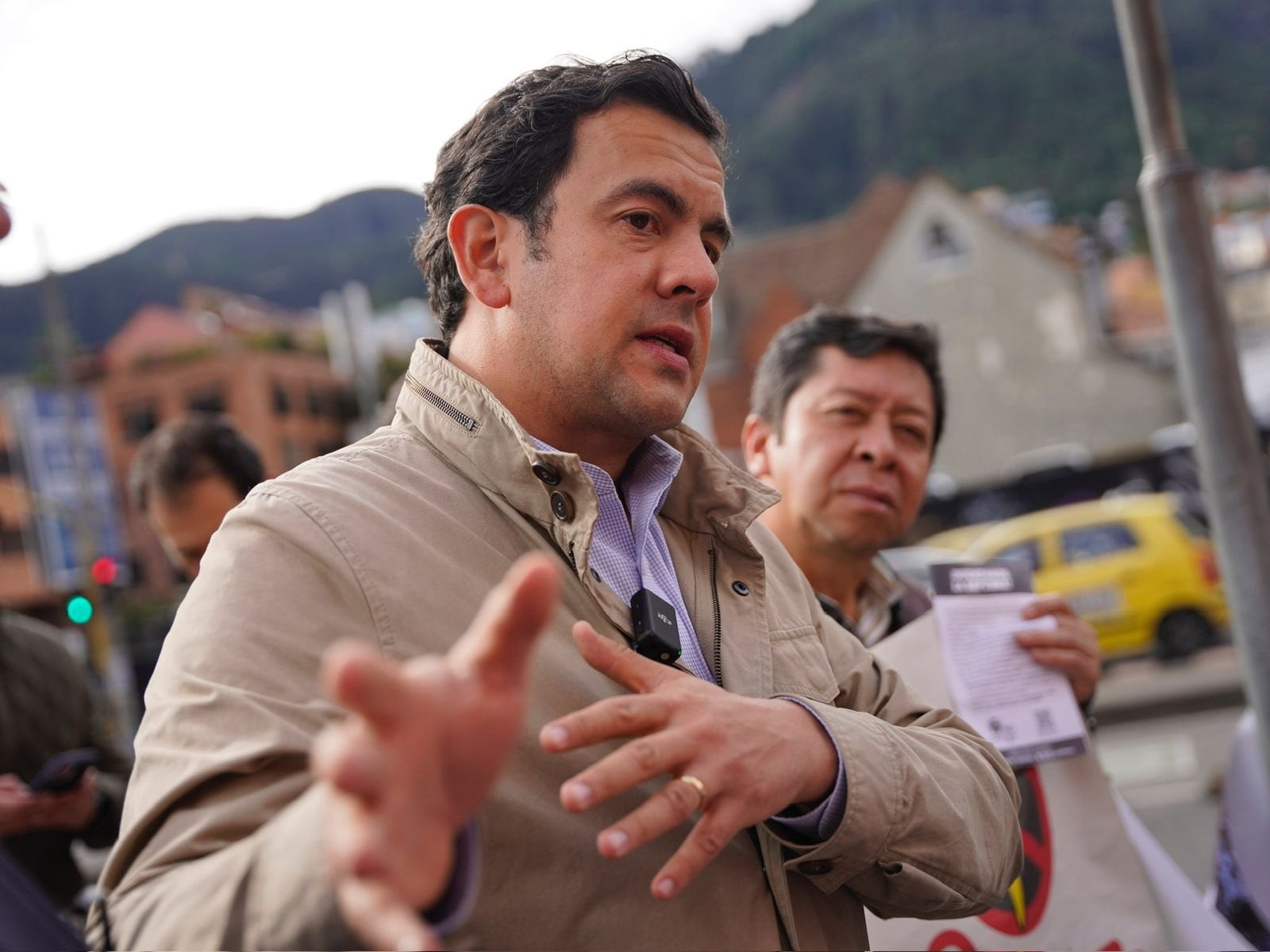 Ministro del Interior Rodrigo Lara es ahora el director (e) de la Unidad Nacional de Protección - Infobae