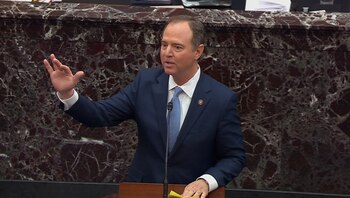 Adam Schiff, al presentar sus