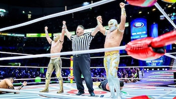 Místico y Máscara Dorada vuelven