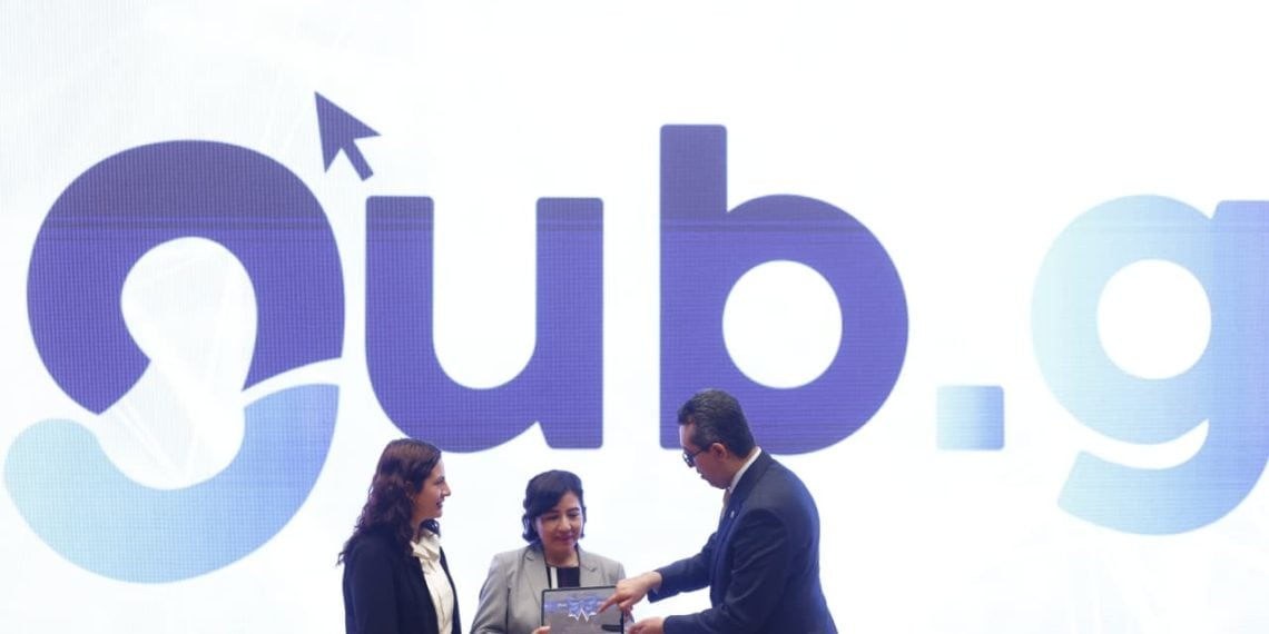 Guatemala habilitó el portal unificado gub.gt para centralizar la información sobre programas y trámites estatales. (Diario de Centroamérica)