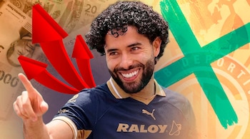 El Chino regresaría a Ciudad Universitaria tras un paso irregular por el Anderlecht, priorizando un rol protagónico con Esteban Solari pese a aparentes mejores ofertas. (Ilustración: Jesús Aviles/Infobae México)