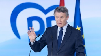 Feijóo se reafirma en su