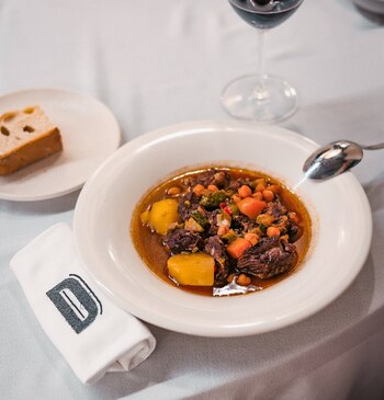 Restaurante Demo, en el casco