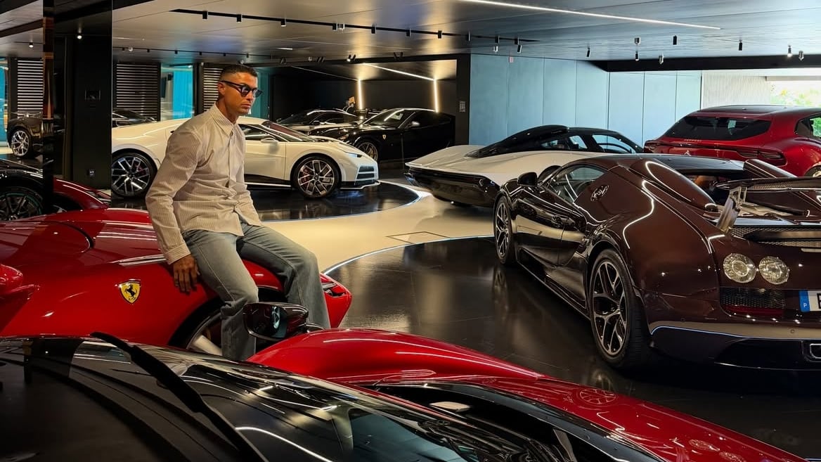 “Mis juguetes”: Cristiano Ronaldo reveló una parte de su lujosa colección de autos valuados en millones de dólares