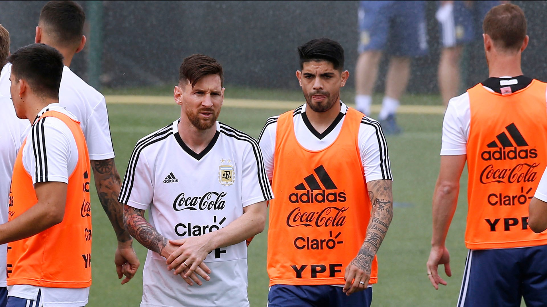 Según Gugnali, ninguna preferencia personal influyó en el recorte para oficializar a los 23 futbolistas (AP)